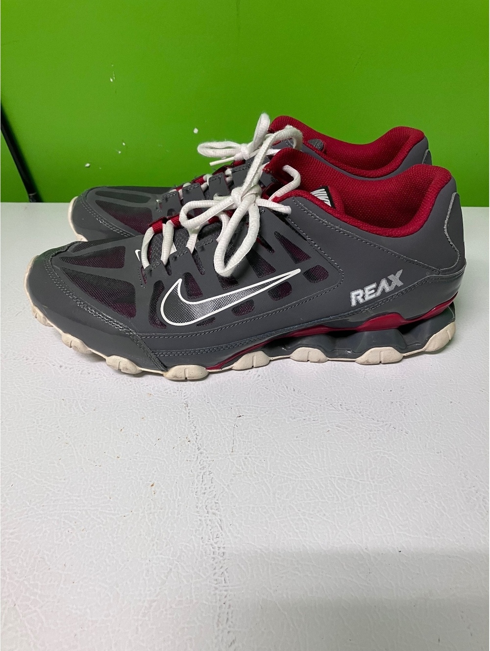 Nike Reax Training Shoes in Gray and Burgundy - Men's Size 10